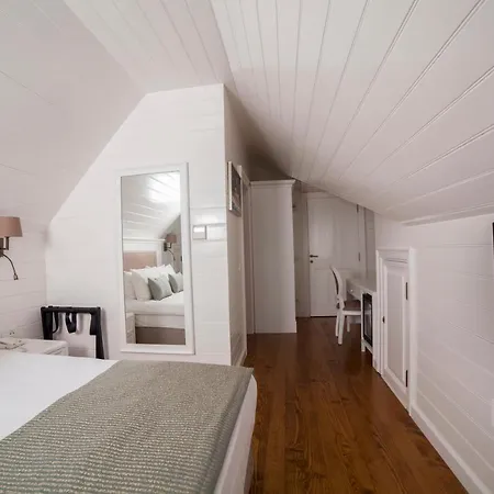 Triada Büyükada Otel 5*