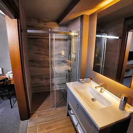 Triada Büyükada Otel 5*