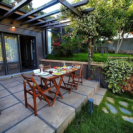 Triada Büyükada 5*