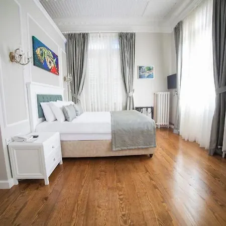 Triada Büyükada 5*