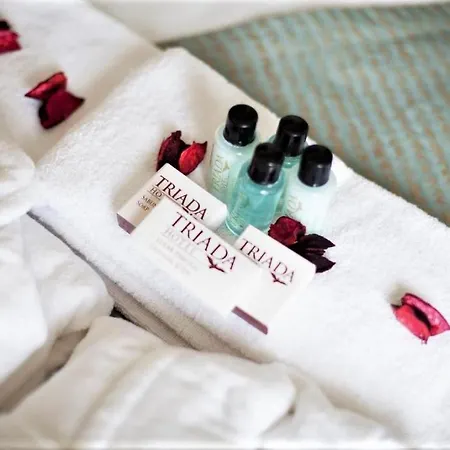 Hotel Triada Bueyuekada Adalar