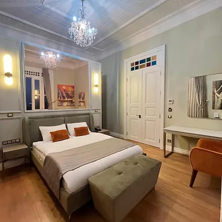 Hotel Triada Bueyuekada Adalar