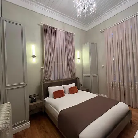 Hotell Triada Bueyuekada 5*