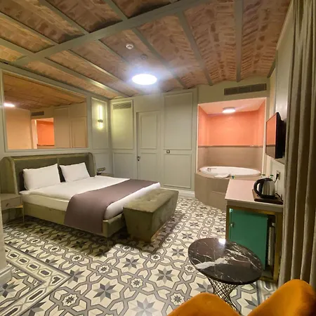 Hotell Triada Bueyuekada Istanbul