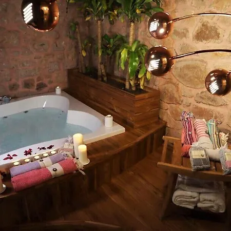 Triada Büyükada 5*