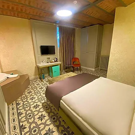Hotel Triada Bueyuekada Adalar