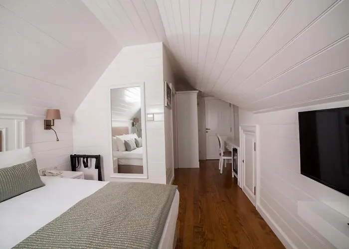 Triada Büyükada Otel 5*