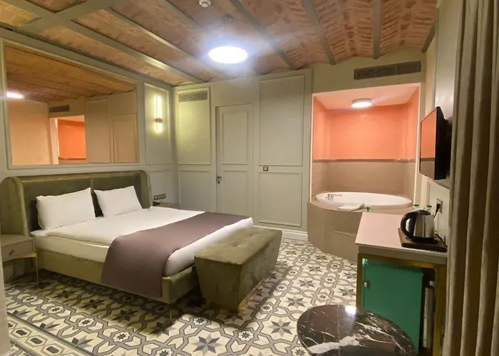 Otel Triada Büyükada İstanbul